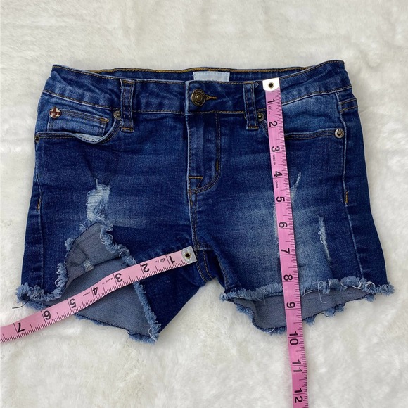 Hudson Kids Destructed Cut Off Shorts - Picture 5 of 6